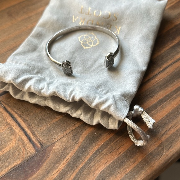 Kendra Scott Bracelet - Picture 6 of 9